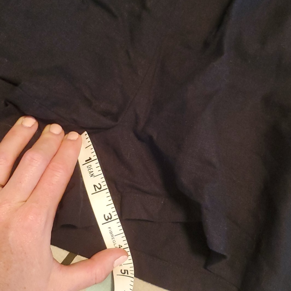 Shorts - Picture 3 of 7